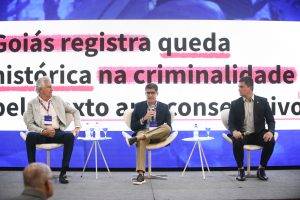 SOS Bahia Seguranca Publica Ronaldo Caiado ACM Neto e Sergio Moro discutem solucoes para a seguranca publica SOS Bahia Seguranca Publica Ronaldo Caiado ACM Neto e Sergio Moro discutem solucoes para a seguranca publica